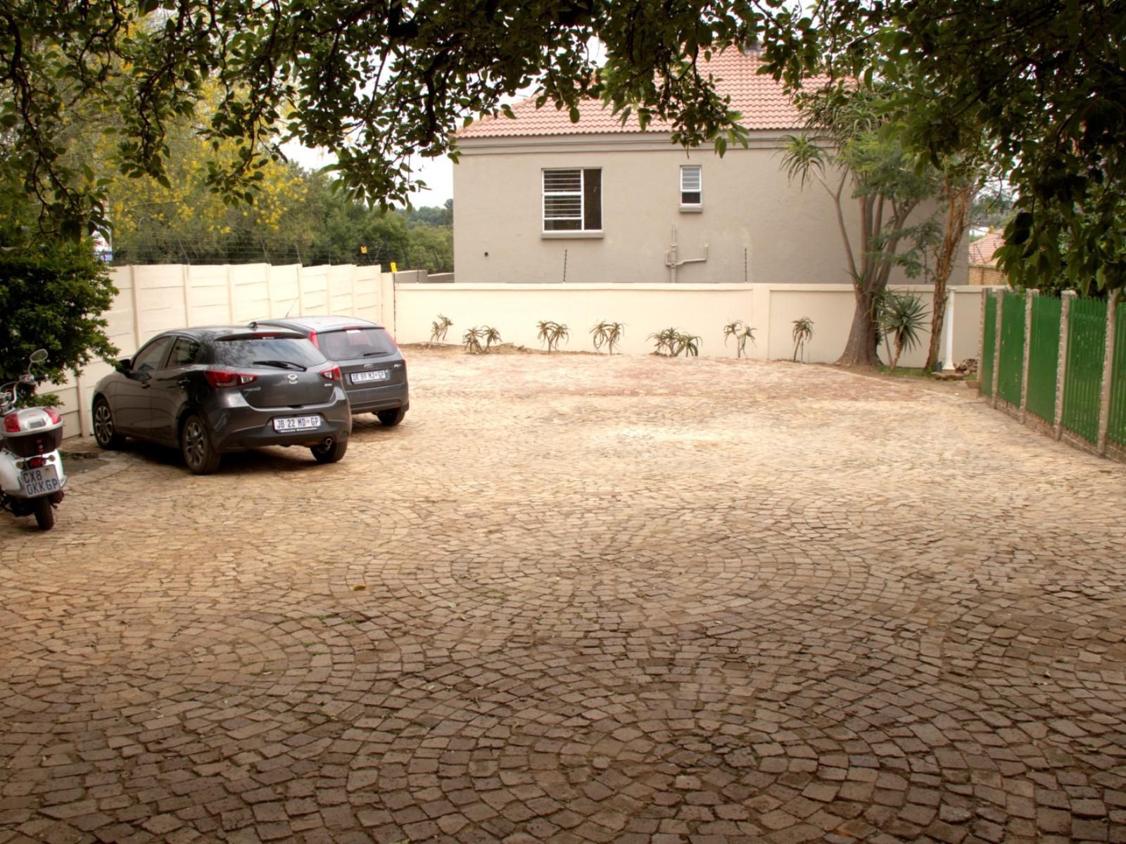 Edenvale Guest House Edenvale Johannesburg Gauteng South Africa House, Building, Architecture, Palm Tree, Plant, Nature, Wood, Car, Vehicle