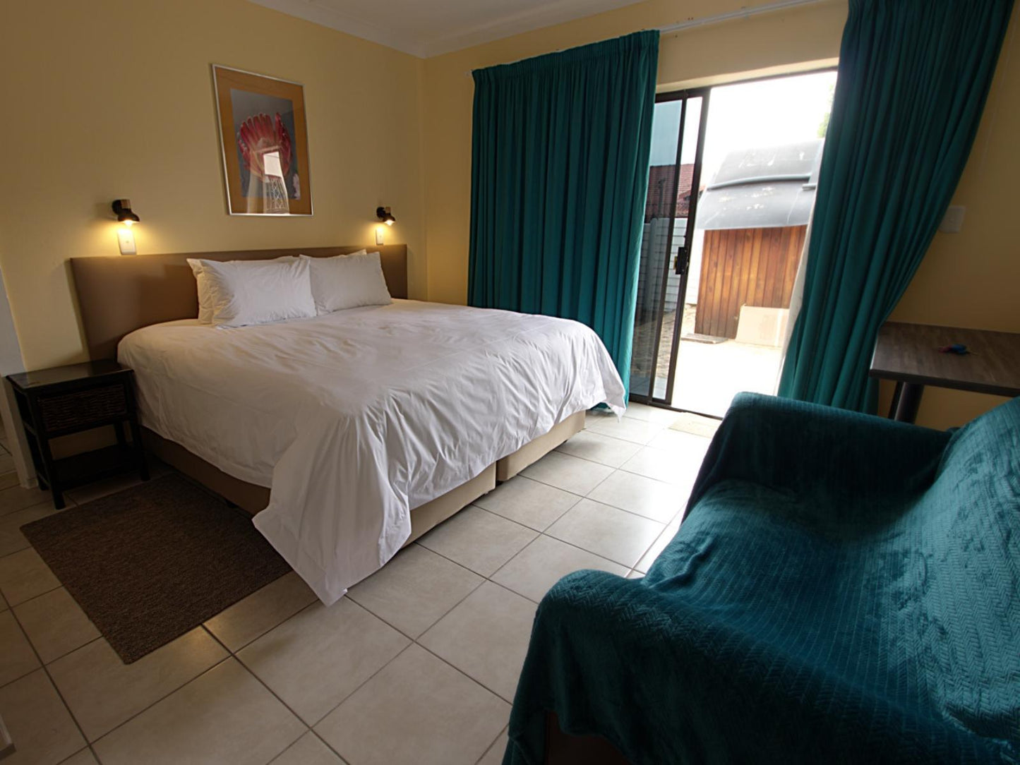 Luxury Room @ Edenvale Guest House