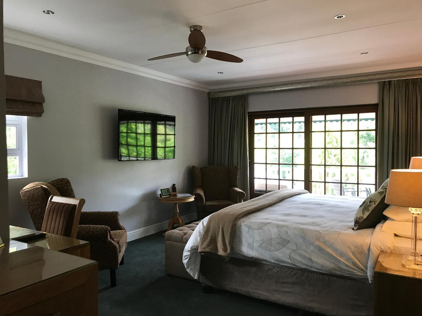 Executive Room - Forest View Suite @ Edenwood Guest House