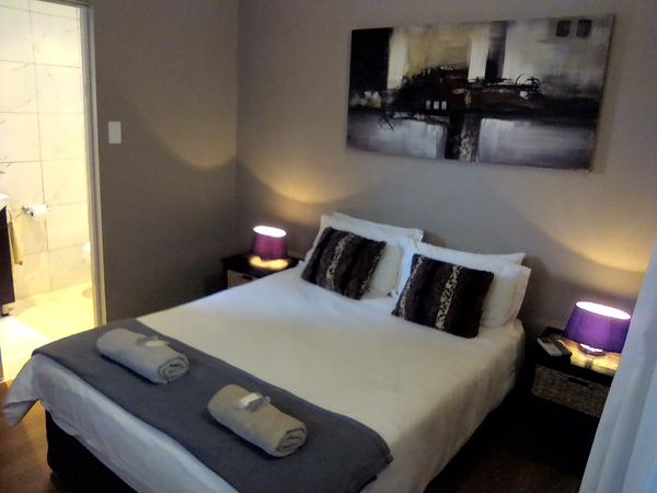 Standard Double Room @ Egmont Guest House