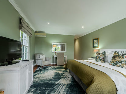Luxury King Room 3 @ Eikendal Lodge
