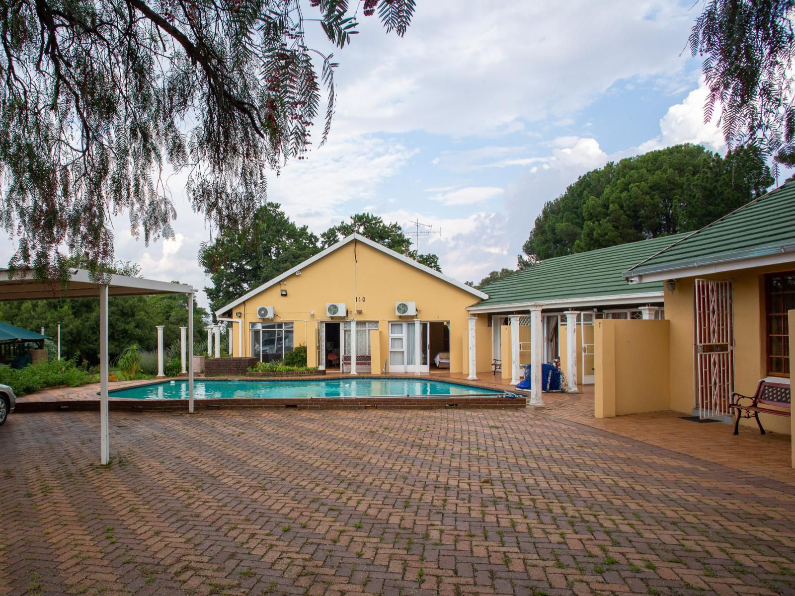 Eikenhof Country Guesthouse And Bandb Tedderfield Ah Eikenhof Gauteng South Africa House, Building, Architecture, Swimming Pool