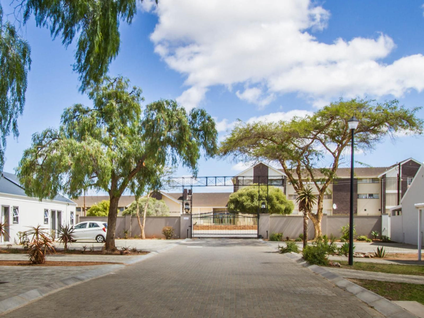 El Dorado Accommodation, House, Building, Architecture, Palm Tree, Plant, Nature, Wood