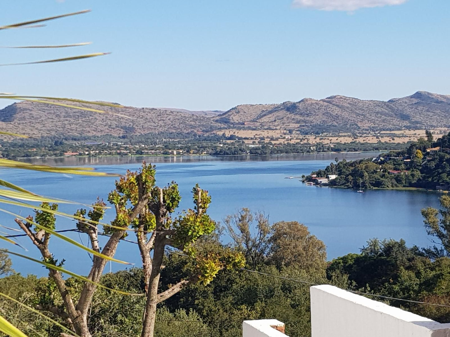 El Shadai Guest House & Spa Hartbeespoort