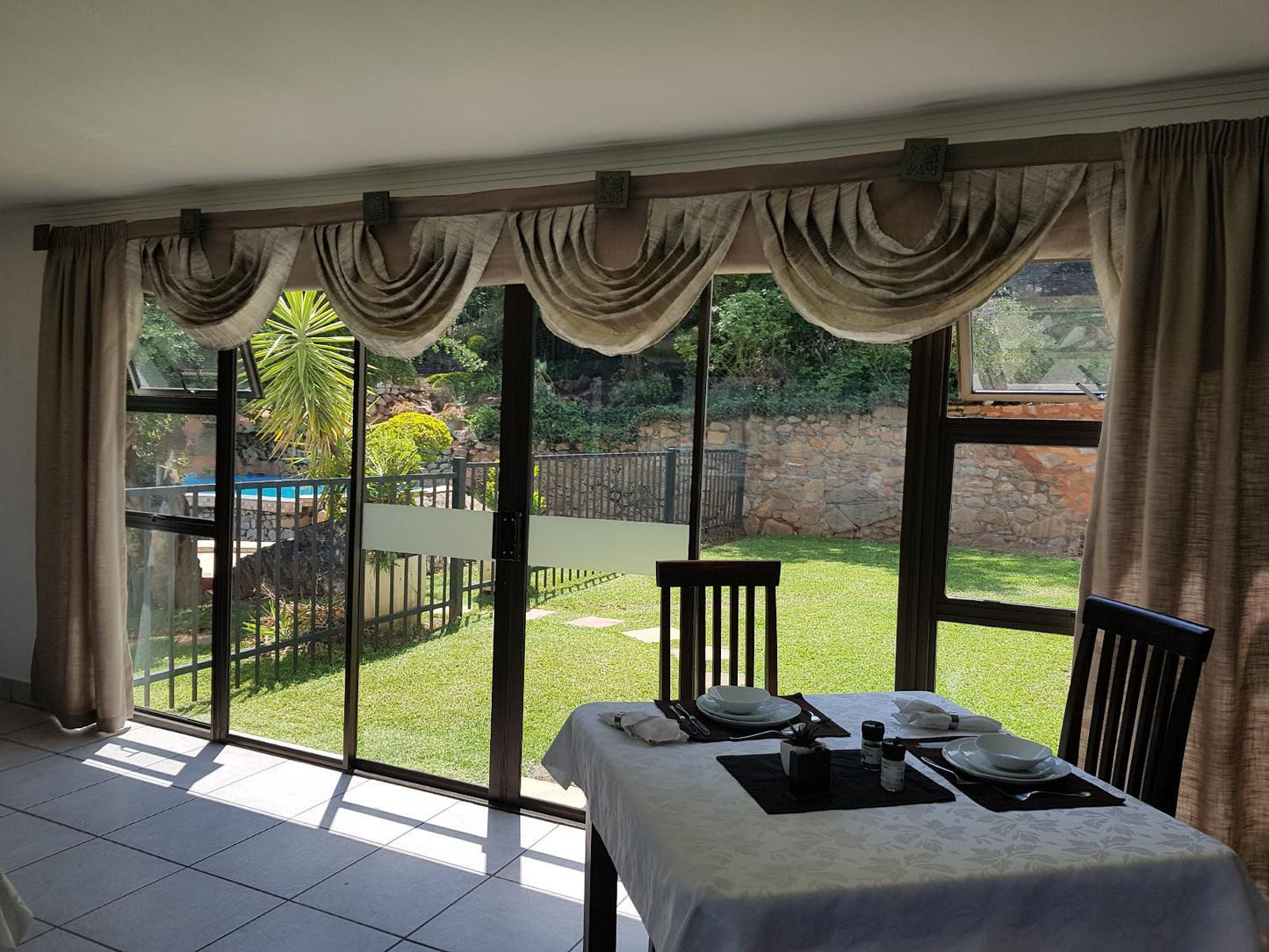 El Shadai Guest House & Spa Hartbeespoort