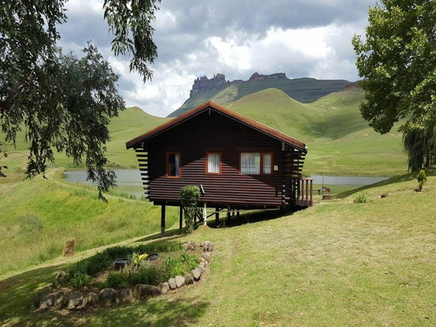 Eland Valley Resort Drakensberg Gardens Kwazulu Natal South Africa Cabin, Building, Architecture, Highland, Nature