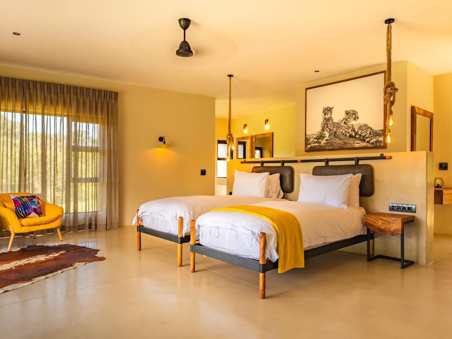 Elephant Point, Mavalanga Lodge, Colorful, Bedroom