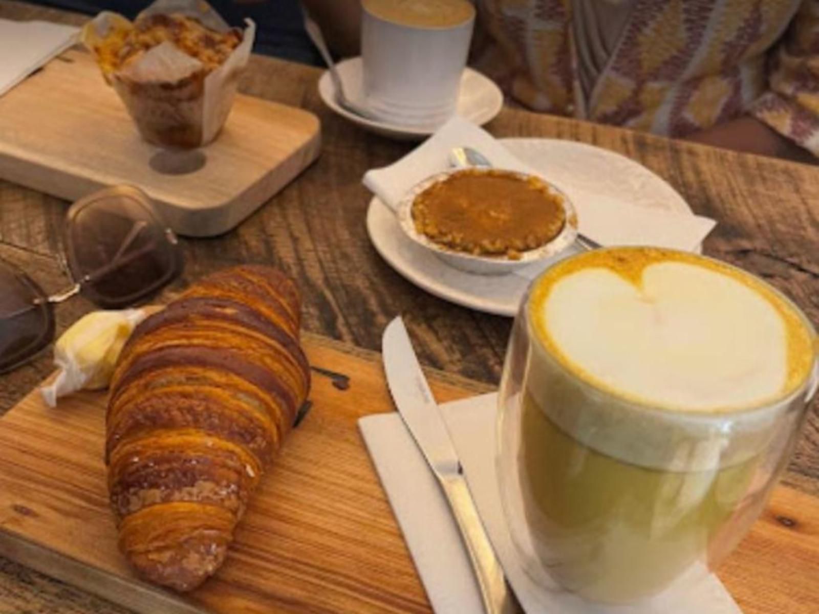 Eleven Guest House, Sepia Tones, Coffee, Drink, Cup, Drinking Accessoire, Food