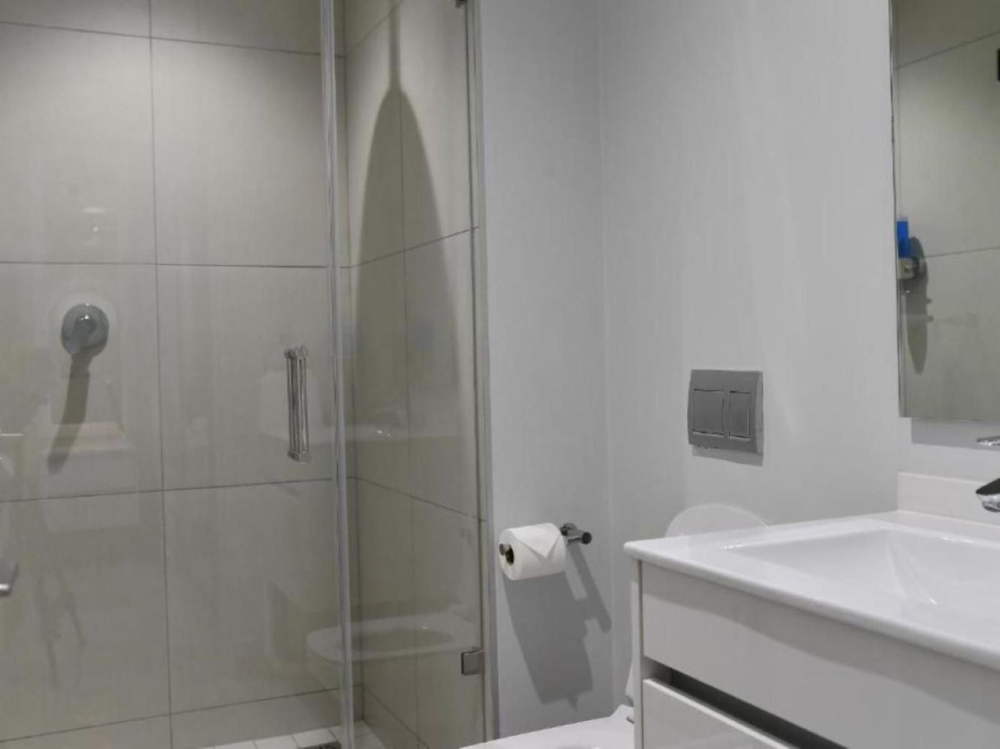 Ellipse Executive Apartment Halfway Gardens Johannesburg Gauteng South Africa Colorless, Bathroom