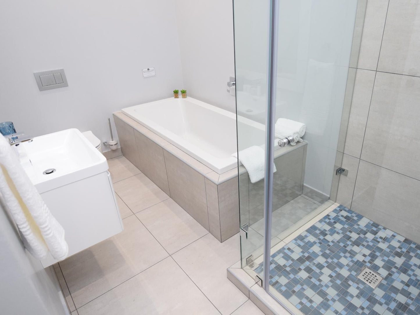 Elridge Living Bardene Johannesburg Gauteng South Africa Unsaturated, Bathroom