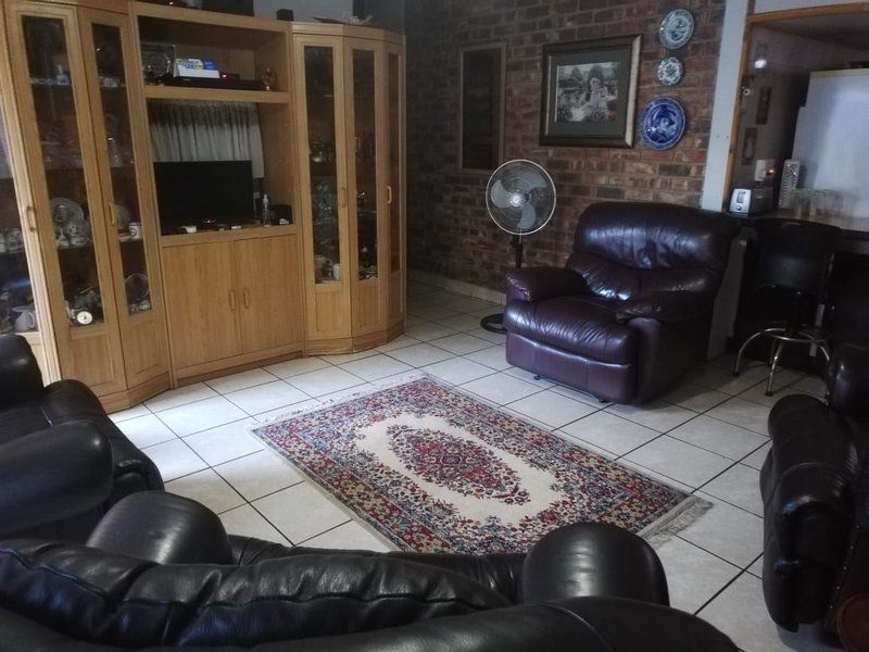 El Sjaddai Guest House Potchefstroom North West Province South Africa Living Room