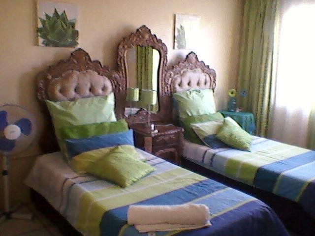 Eluthandweni Guest House Bongani Douglas Northern Cape South Africa 