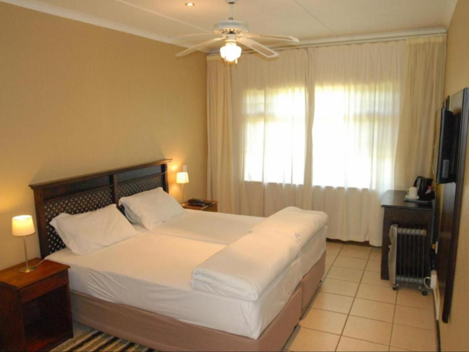 Emafini Country Lodge, Standard Room