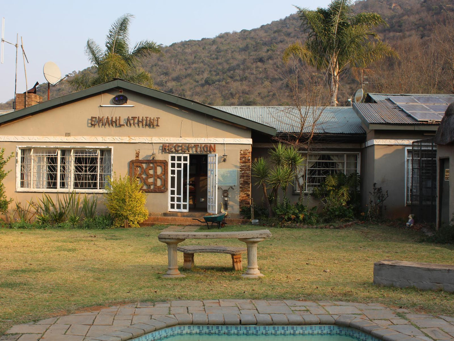 Hippo unit @ Emahlathini Farm Lodge