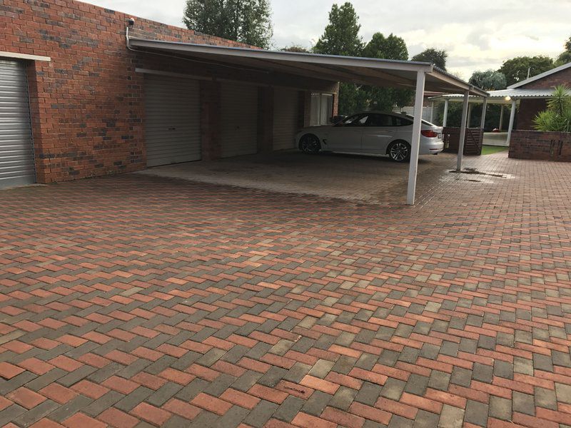 Emmys Guesthouse Carletonville Gauteng South Africa House, Building, Architecture, Brick Texture, Texture, Car, Vehicle