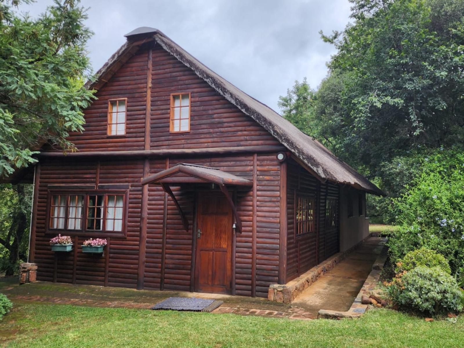 Escarp Adventures, Candlewood hikers camp, Building, Architecture, Cabin, House