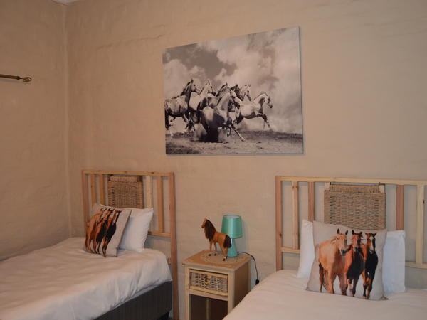 6 Sleeper Self-catering Unit @ Esmarline Lodge