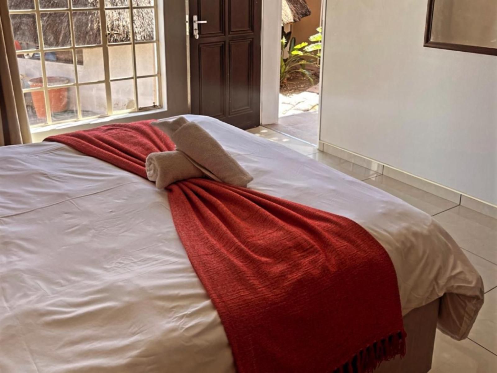 Ethithiya Boutique Guesthouse, Comfort Queen Room with Bath and Shower, Bedroom