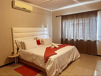 Ethithiya Boutique Guesthouse, Standard King Room, Bedroom