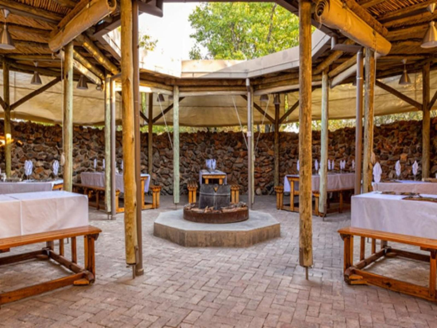 Etosha Village, Restaurant, Bar