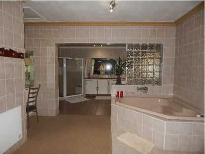 Everwood Guest House Wilkoppies Klerksdorp North West Province South Africa Bathroom