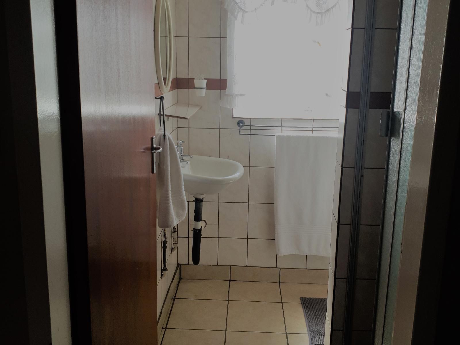 Executive Lodge Oranjesig Bloemfontein Free State South Africa Bathroom