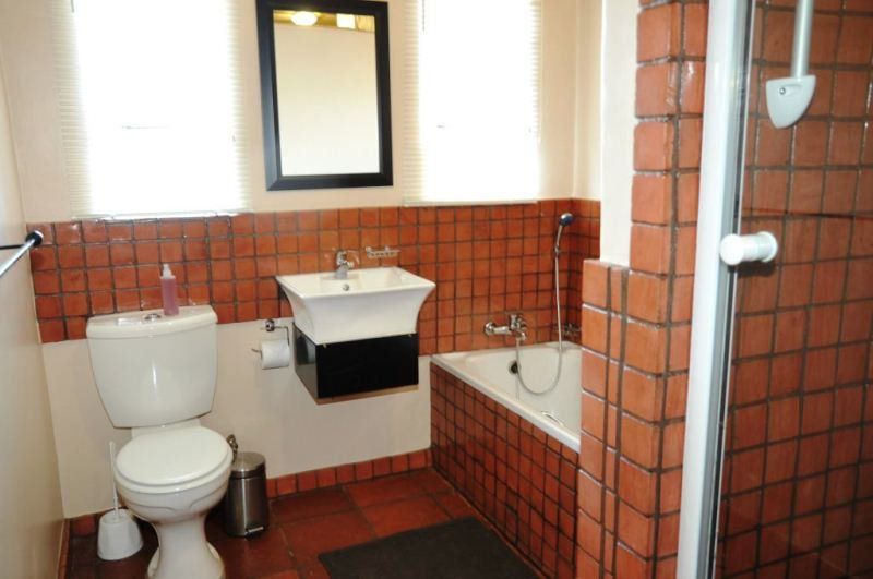 Executive Self Catering Kimberley Northern Cape South Africa Bathroom