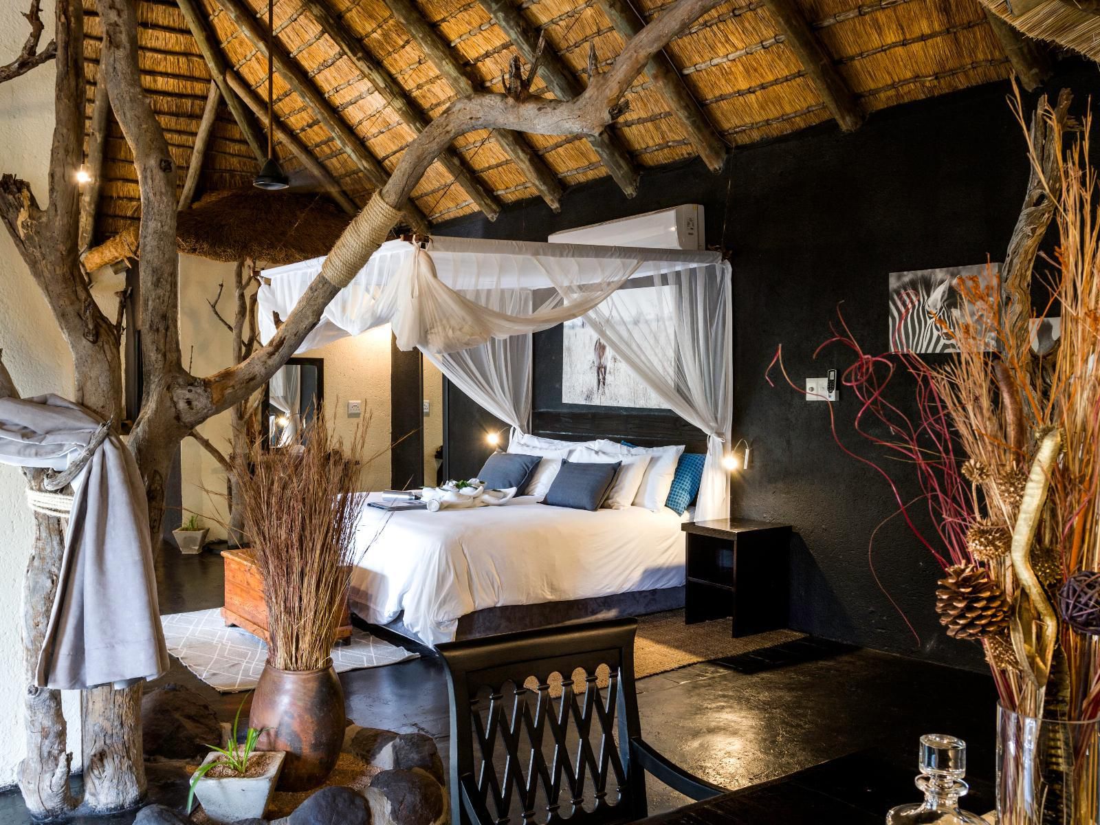 Ezulwini Game Lodges, Family Suite River Lodge, Bedroom