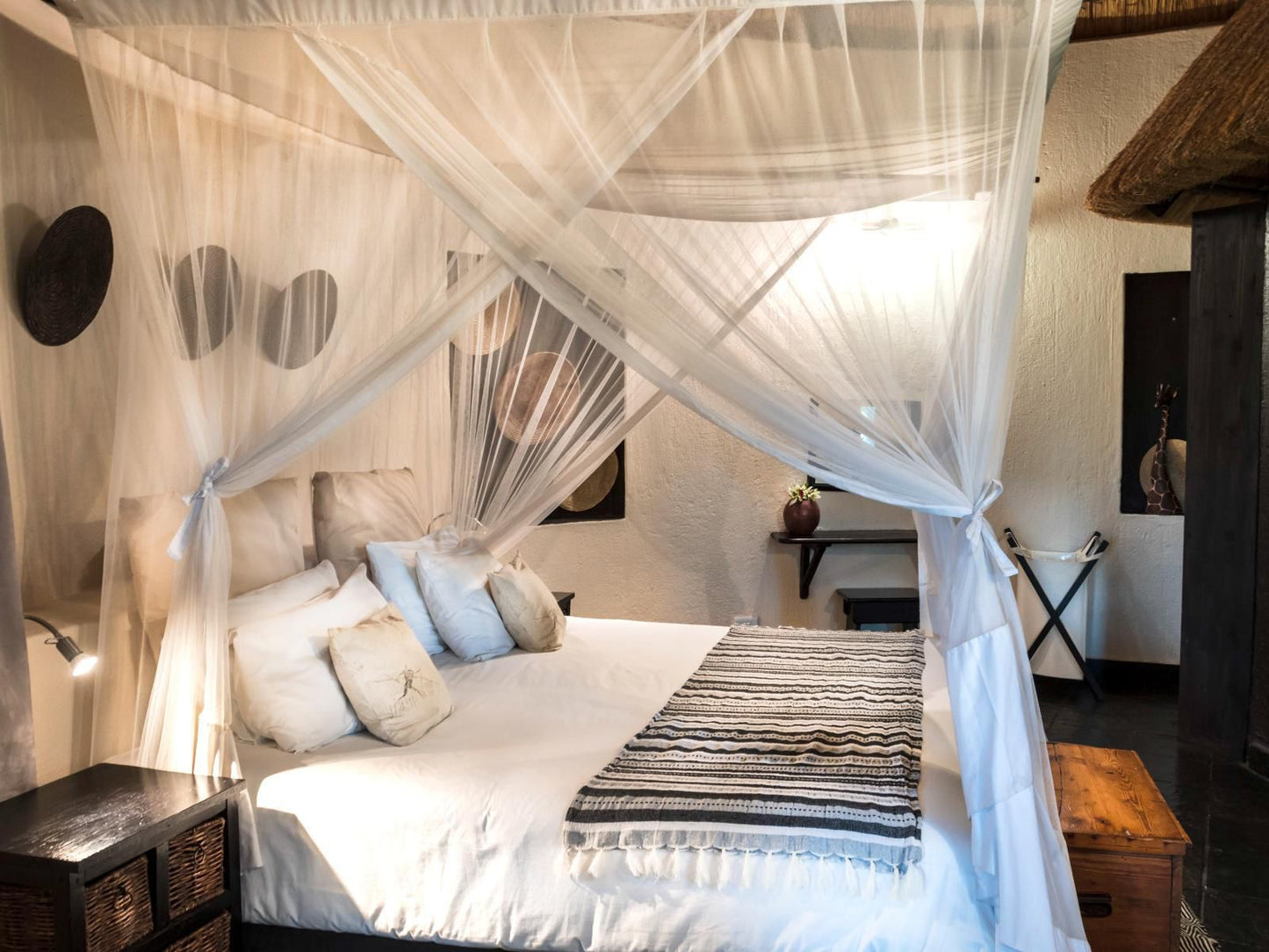 Ezulwini Game Lodges, Family Suite River Lodge, Bedroom