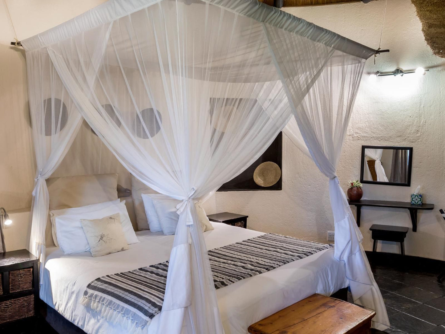 Ezulwini Game Lodges, Luxury Chalets River Lodge, Bedroom