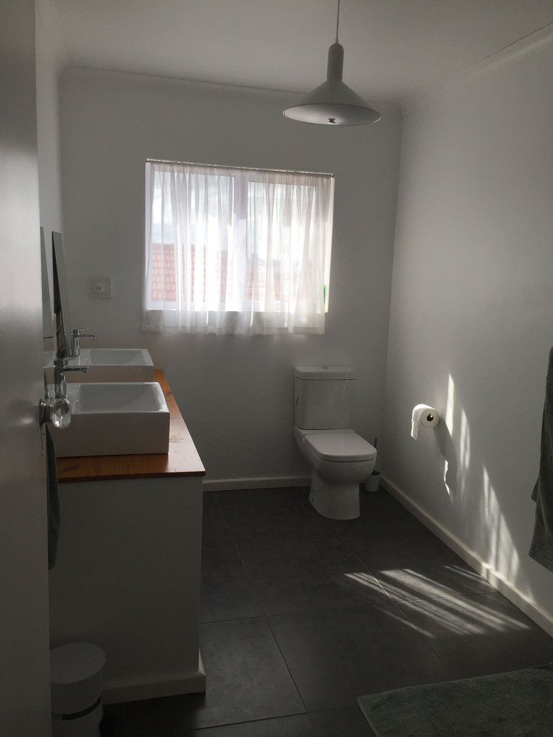 Family Home In Central Cape Town University Estate Cape Town Western Cape South Africa Unsaturated, Bathroom
