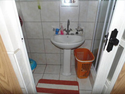 A Family And Friends The Bluff Durban Kwazulu Natal South Africa Bathroom