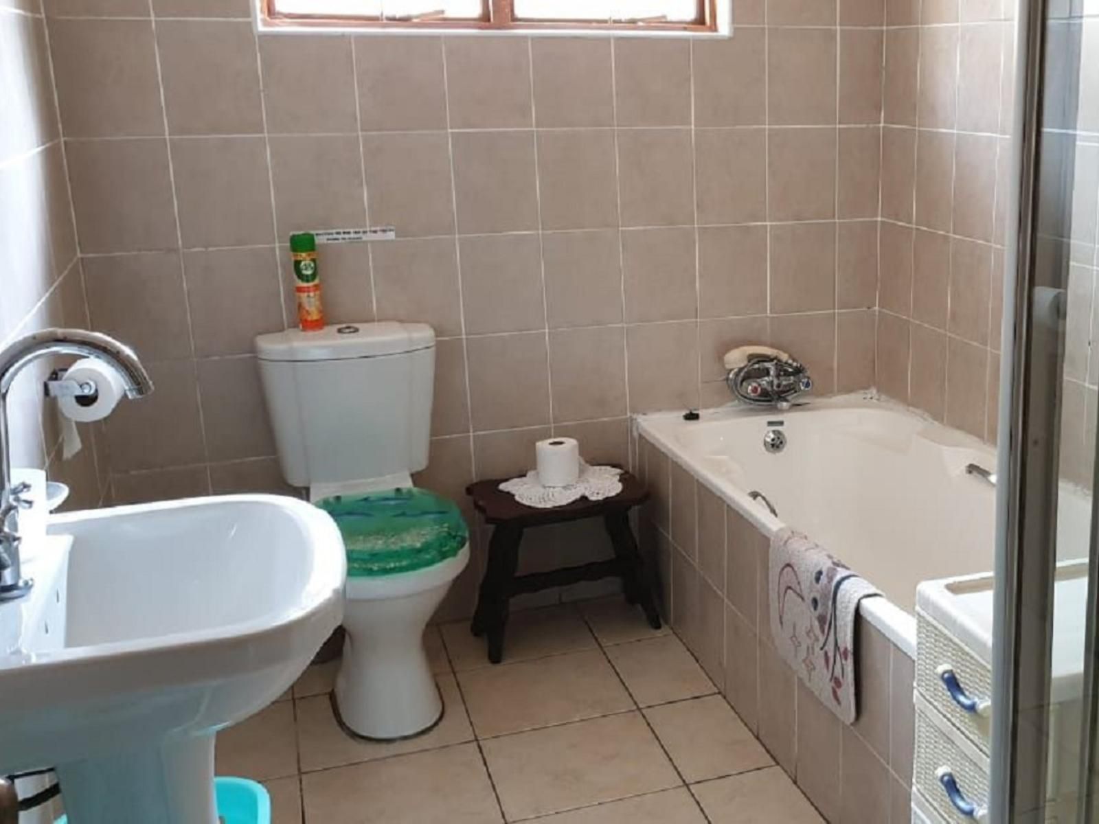 A Family And Friends The Bluff Durban Kwazulu Natal South Africa Unsaturated, Bathroom