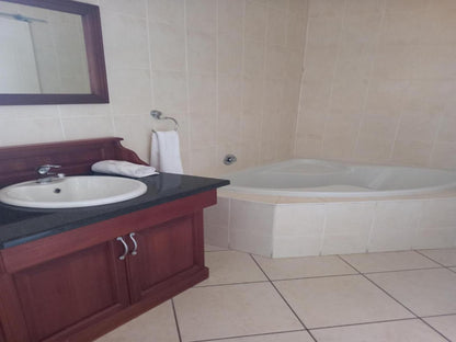 Farquhar Lodge Ladysmith Kwazulu Natal Kwazulu Natal South Africa Unsaturated, Bathroom