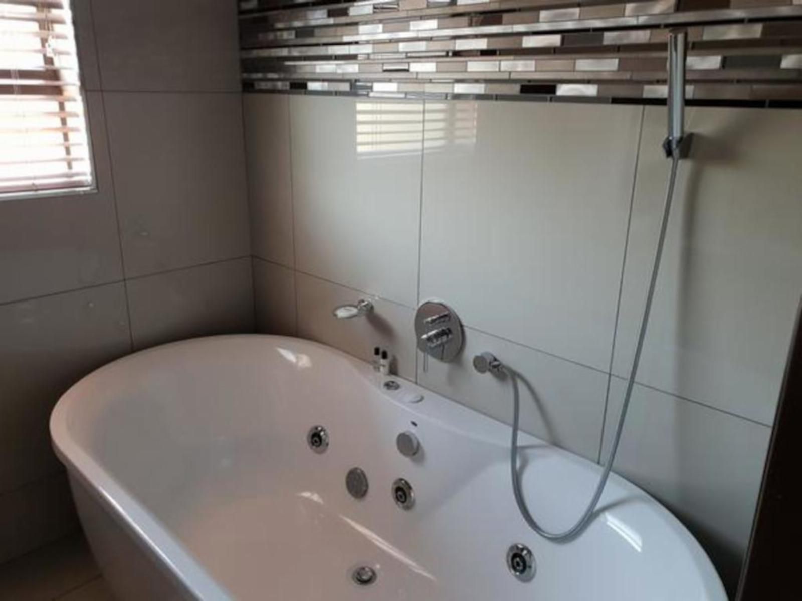 Fa Trez Guest House And Spa Faerie Glen Pretoria Tshwane Gauteng South Africa Unsaturated, Bathroom