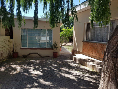 Figtree Colesberg Northern Cape South Africa House, Building, Architecture, Palm Tree, Plant, Nature, Wood