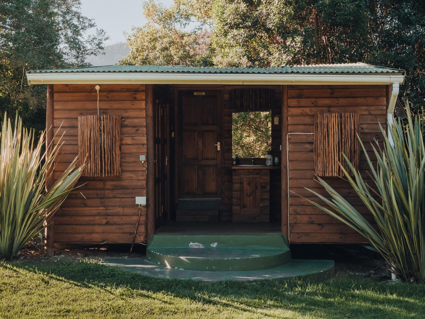 Forest Glamping @ Firefly Falls