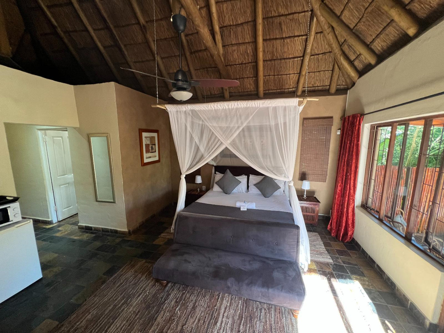 Riverview Luxury Room with River view @ Fish Eagle Manor