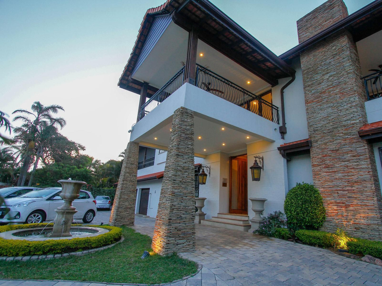 Five Burnham Guest House La Lucia Umhlanga Kwazulu Natal South Africa House, Building, Architecture, Car, Vehicle