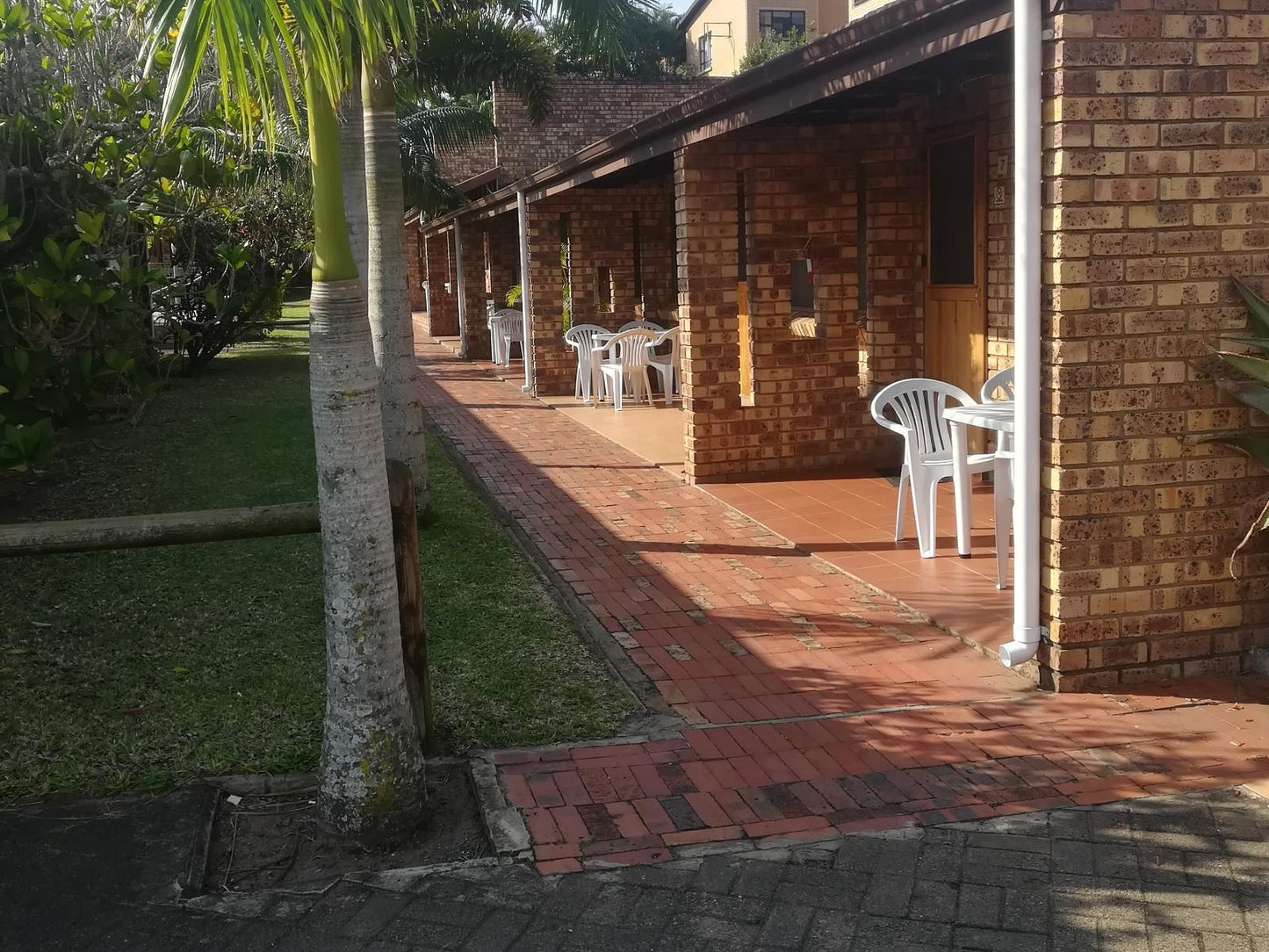 Flamboyant Holiday Flats St Lucia Kwazulu Natal South Africa House, Building, Architecture, Palm Tree, Plant, Nature, Wood