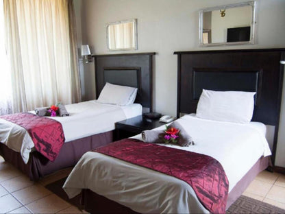 Basic Budget Twin Room @ Floreat Riverside Lodge