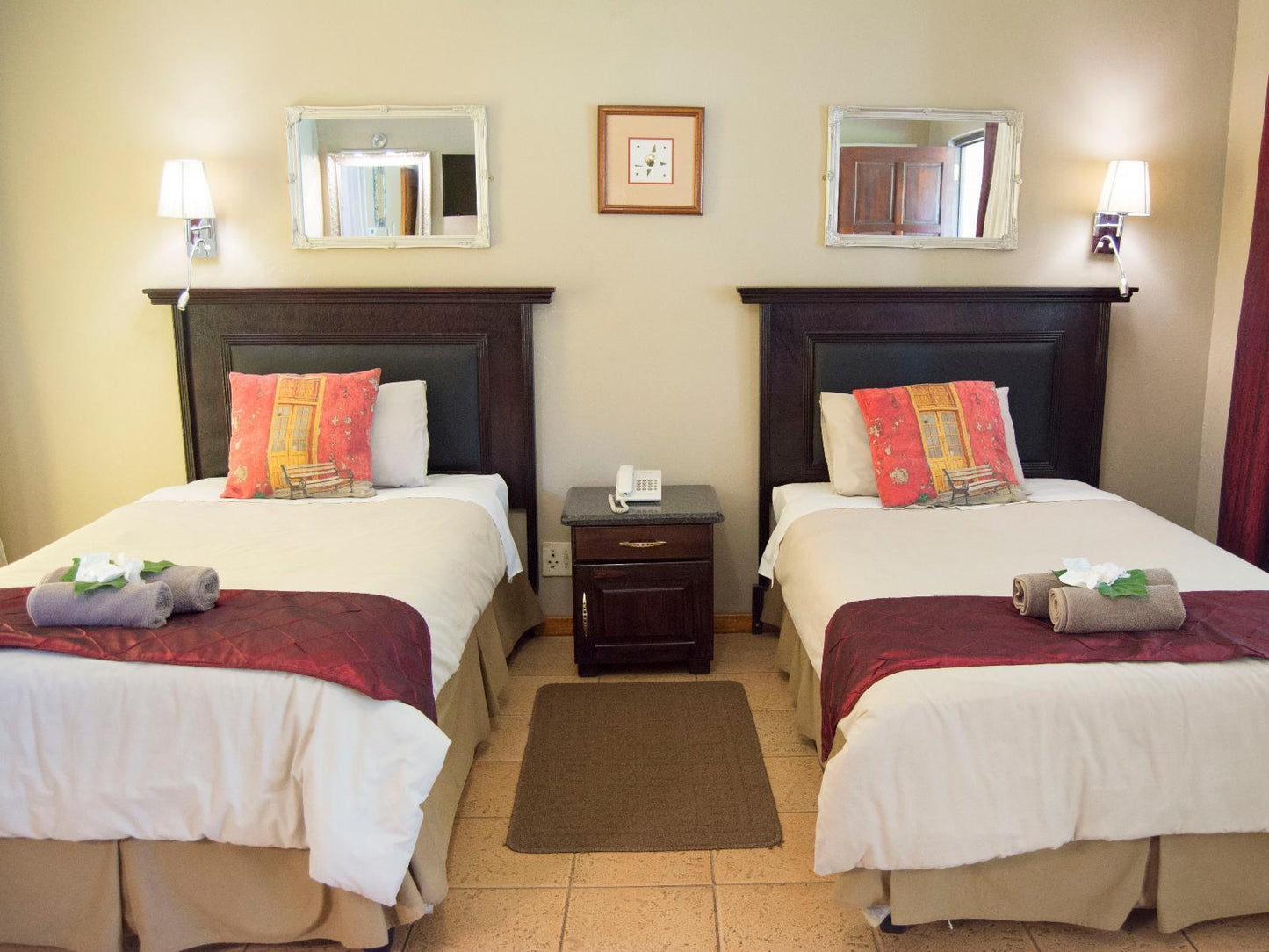 Superior Twin Rooms @ Floreat Riverside Lodge