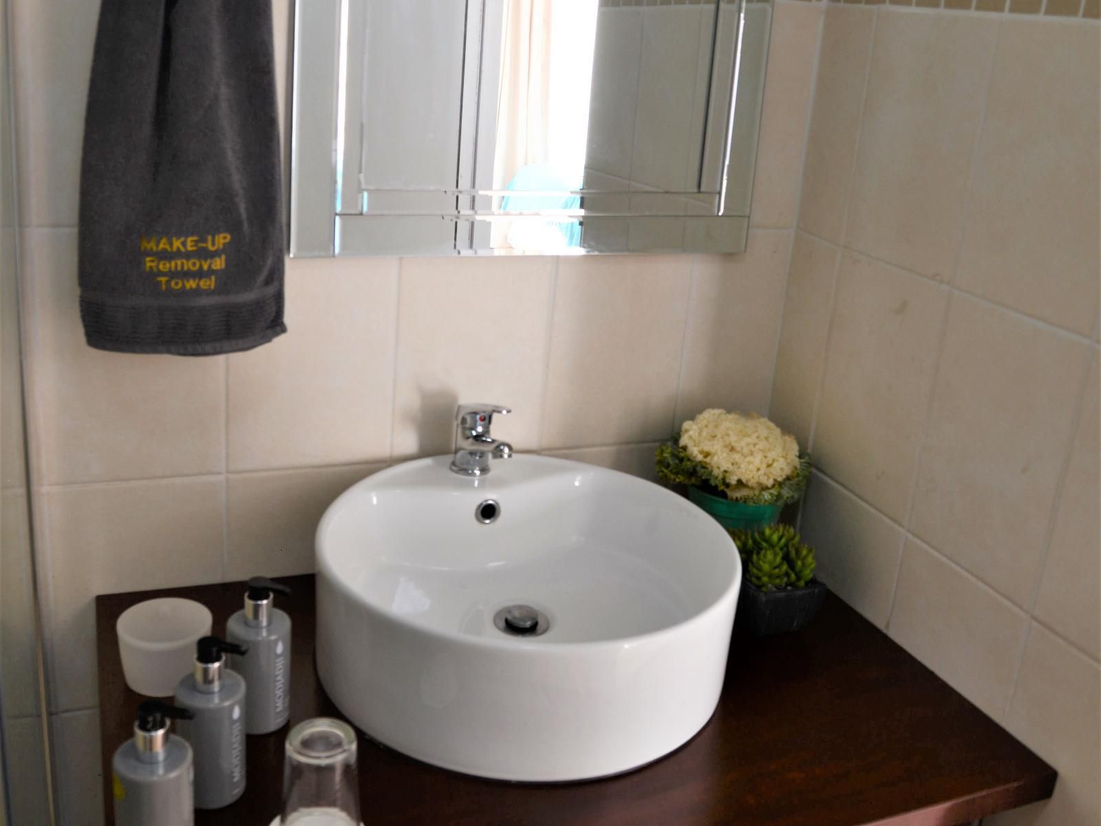 Florentia Guest House Waverley Bloemfontein Free State South Africa Bathroom