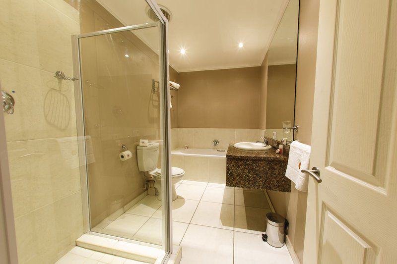 Sepia Tones, Bathroom, Florida Park Hotel, Windermere, Durban