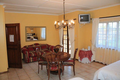 Footprints Inn Panorama Empangeni Empangeni Kwazulu Natal South Africa Living Room