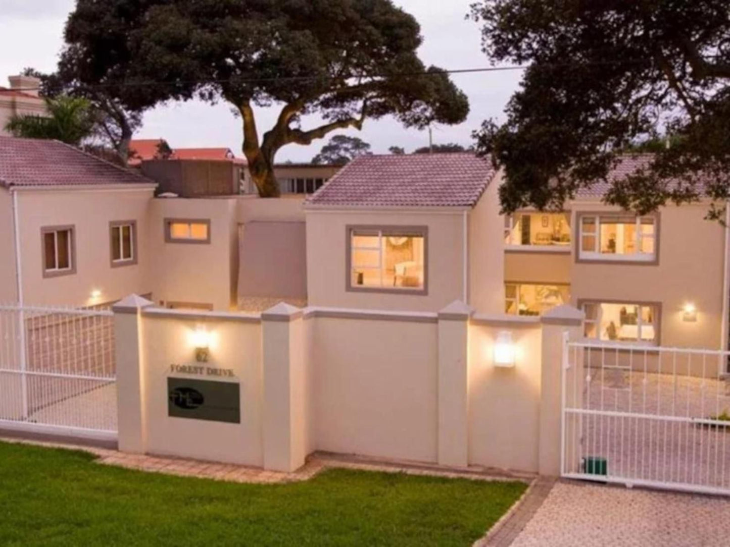Forest Manor Boutique Guest House La Lucia Umhlanga Kwazulu Natal South Africa House, Building, Architecture