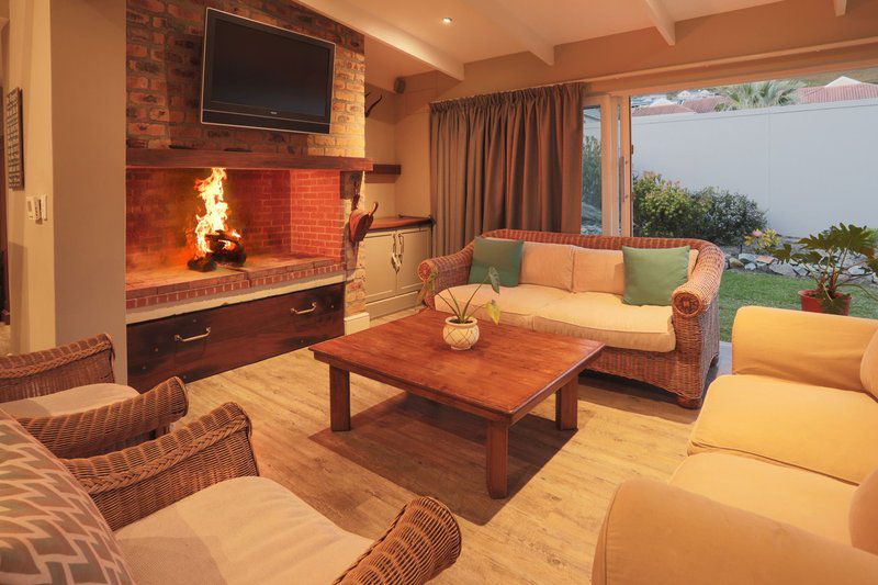 Family Friendly 4 Bedroom House In Onrus Onrus Hermanus Western Cape South Africa Living Room