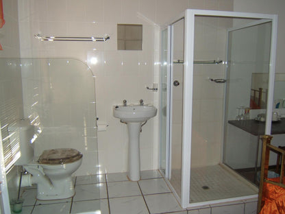 Double En-suite 2 @ Fourie Street 199 Bed And Breakfast