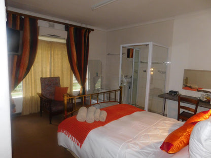 Double En-suite 2 @ Fourie Street 199 Bed And Breakfast