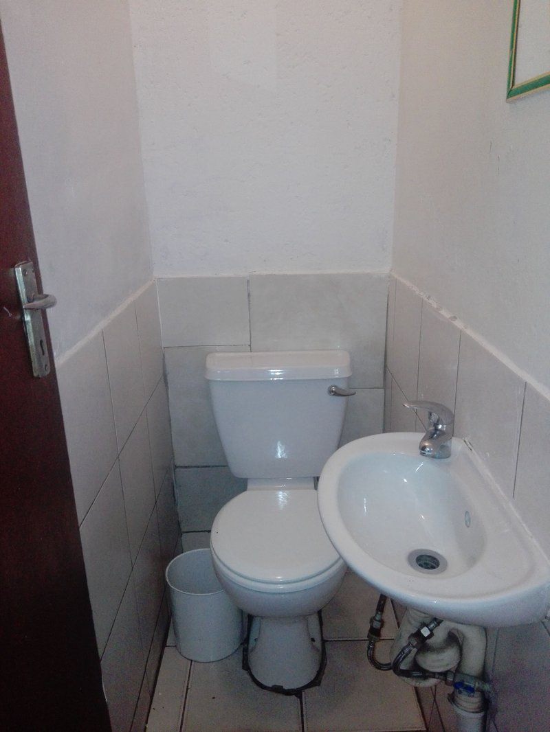 Fourways Backpackers Lodge Fourways Johannesburg Gauteng South Africa Unsaturated, Bathroom